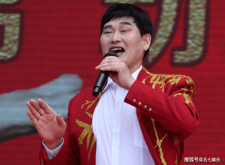 星空官方网站-
可笑还是可悲?两个资深媒体人围攻一个农民!(图5) 星空官方网站-
可笑还是可悲?两个资深媒体人围攻一个农民!(图5)