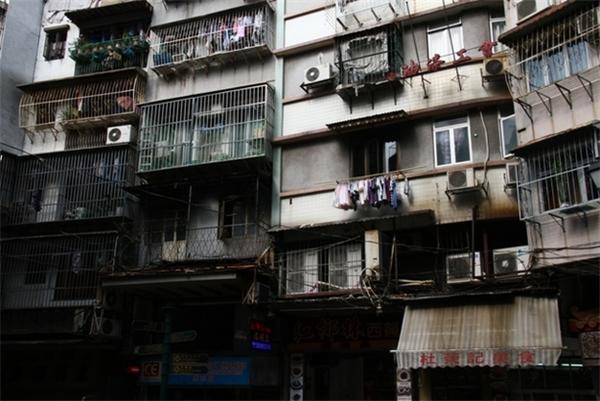 克里米亚前网红玉人检察长仳离,前夫透露仳离原因:一山不容二虎_星空app官网(图2) 星空官方网站