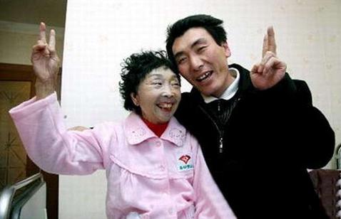 首控集团西南总部项目落户成都市成华区:星空app官方网页(图3) 星空app官网